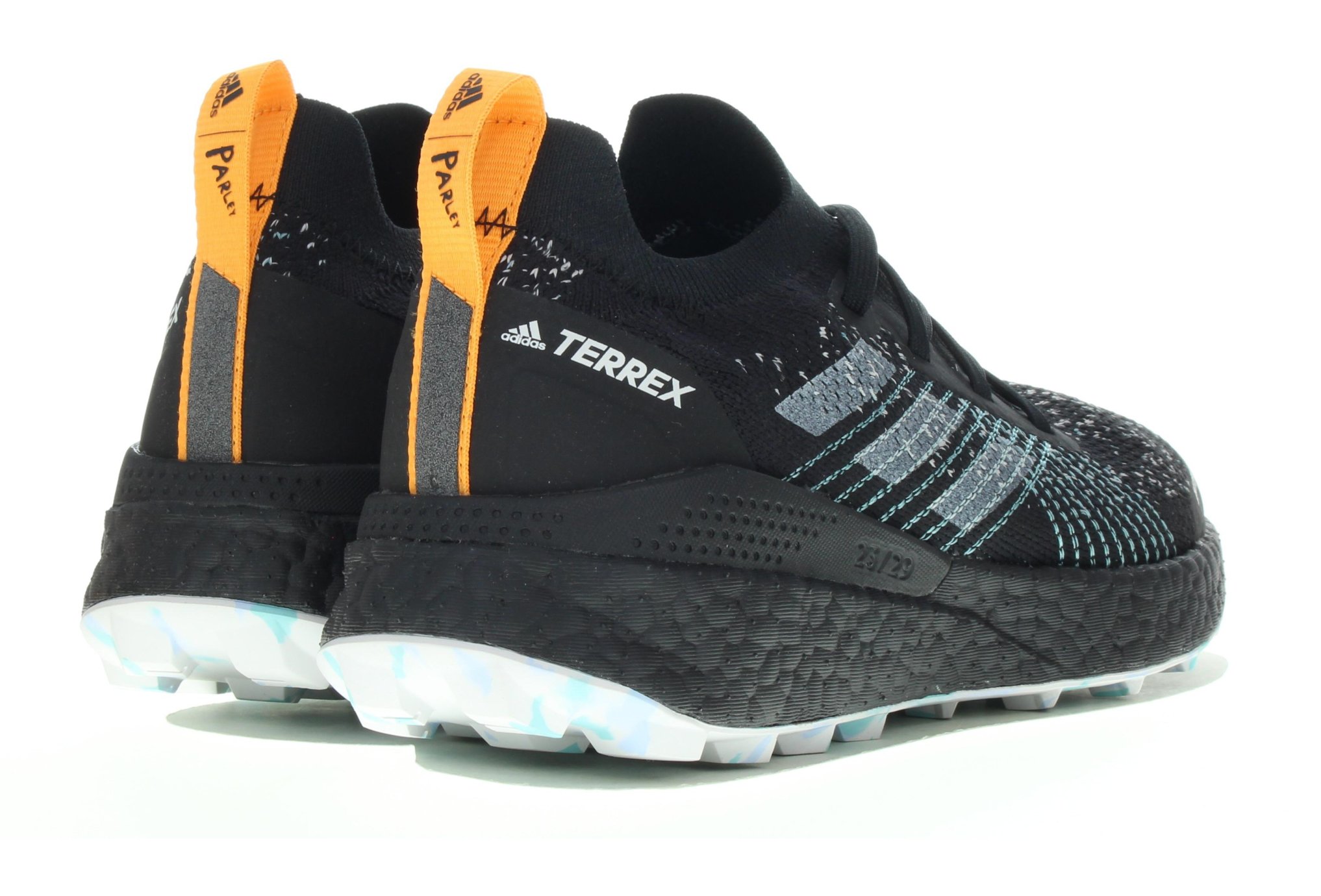 tenis terrex two parley