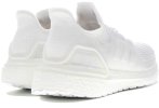 adidas UltraBOOST 19