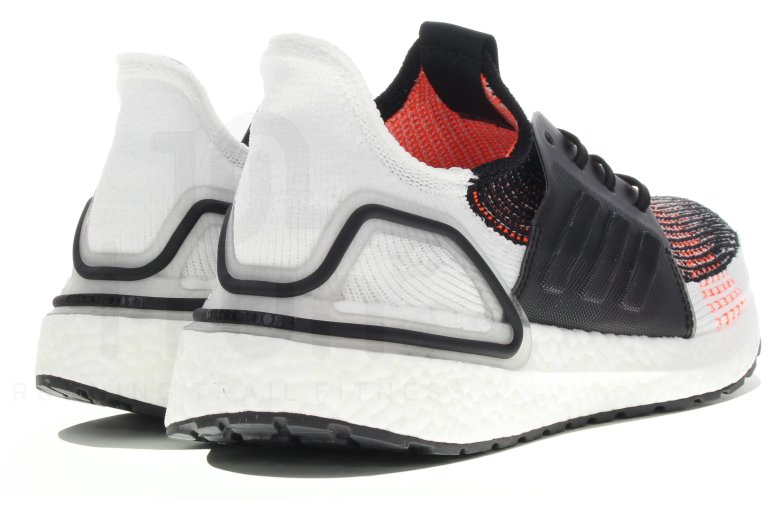adidas UltraBOOST 19