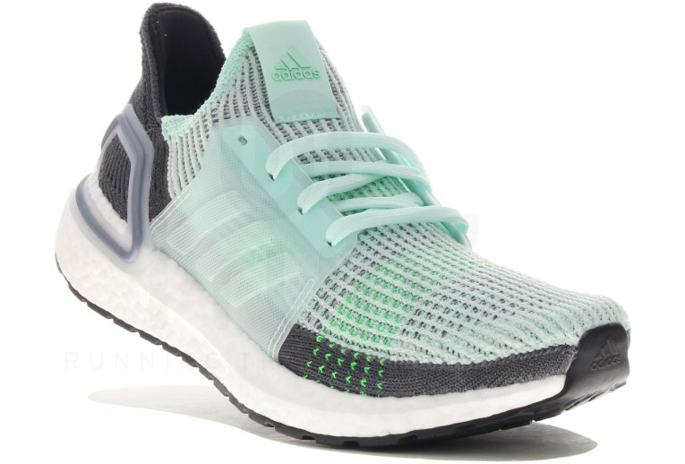 adidas UltraBOOST 19