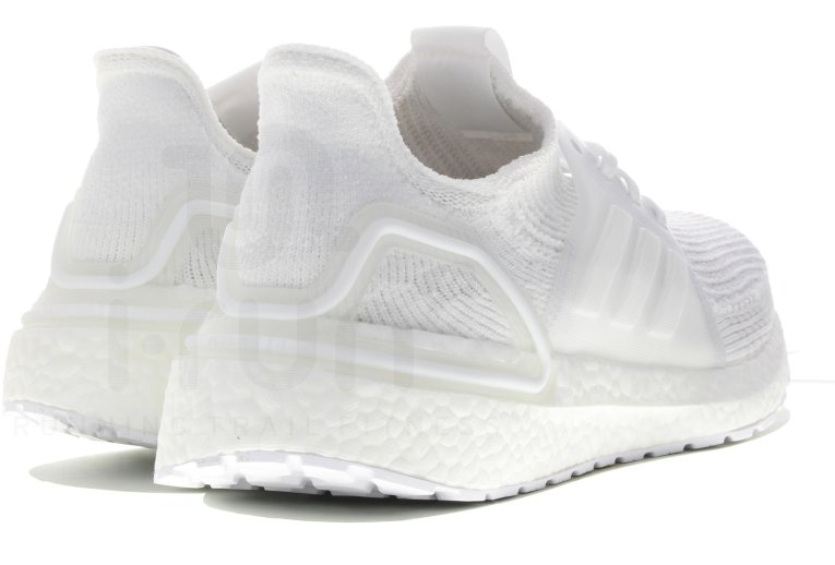 adidas UltraBOOST 19