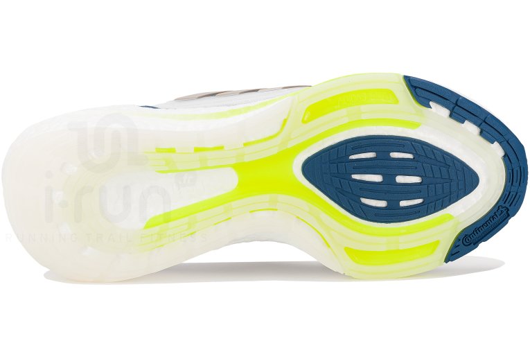 adidas UltraBOOST 22