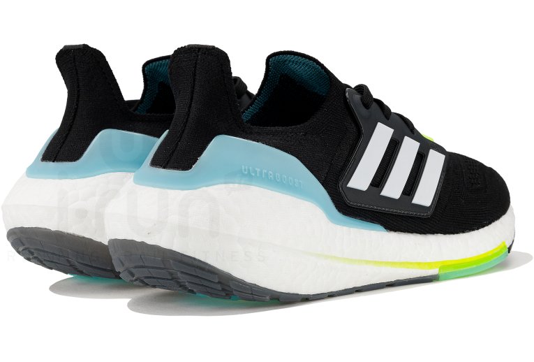 adidas UltraBOOST 22 Damen