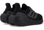 adidas UltraBOOST Light Herren