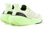 adidas UltraBOOST Light Herren