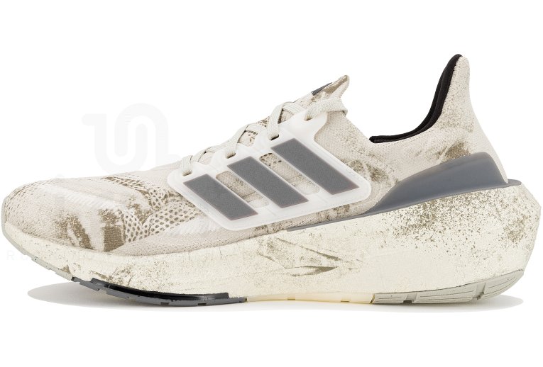 adidas UltraBOOST Light M
