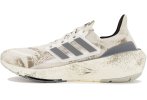 adidas UltraBOOST Light M