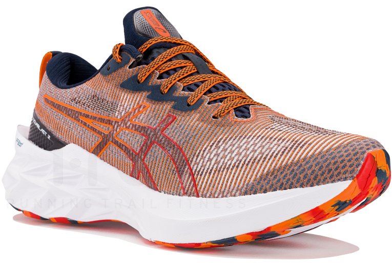 Asics Novablast 2  L.E