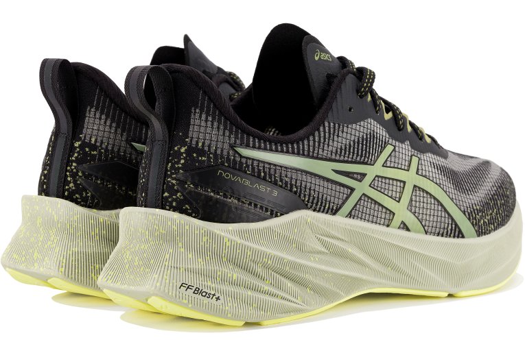 Asics Novablast 3 L.E