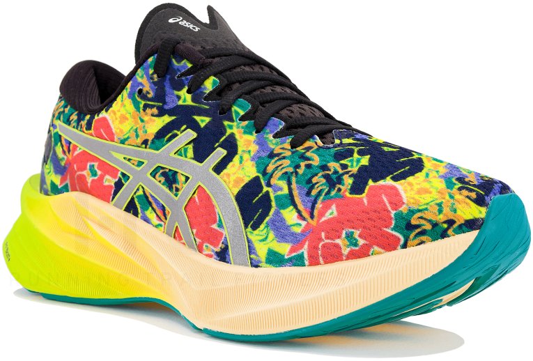 Asics Novablast 3 Lite-Show