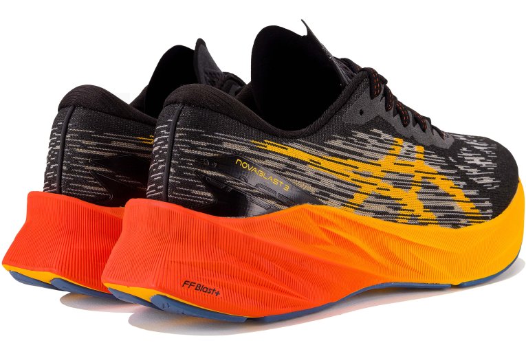 Asics Novablast 3