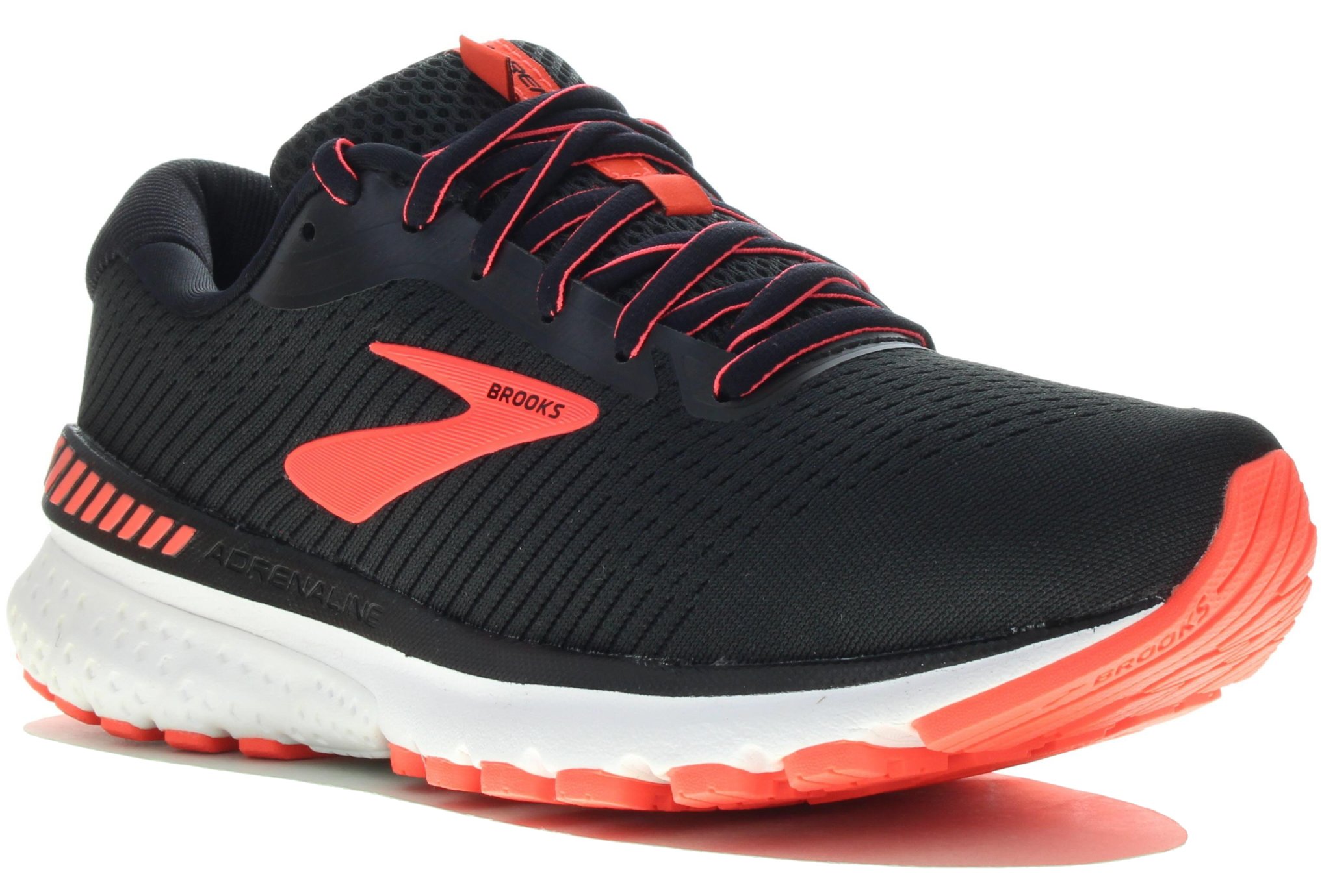 asics gt 2000 vs brooks adrenaline gts