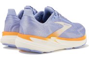 Brooks Revel 8