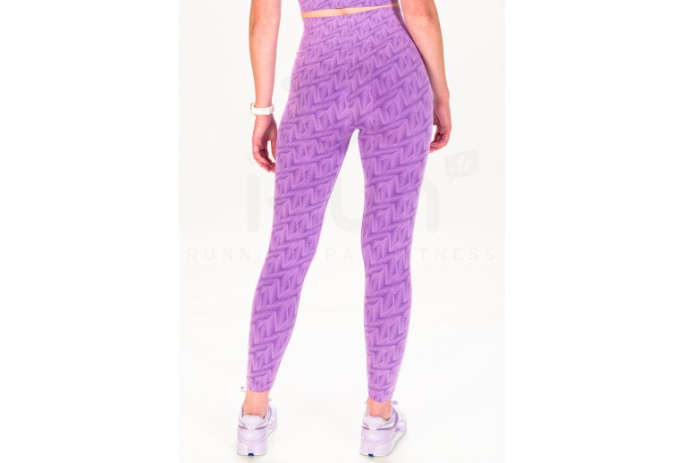 Champion Seamless Crop