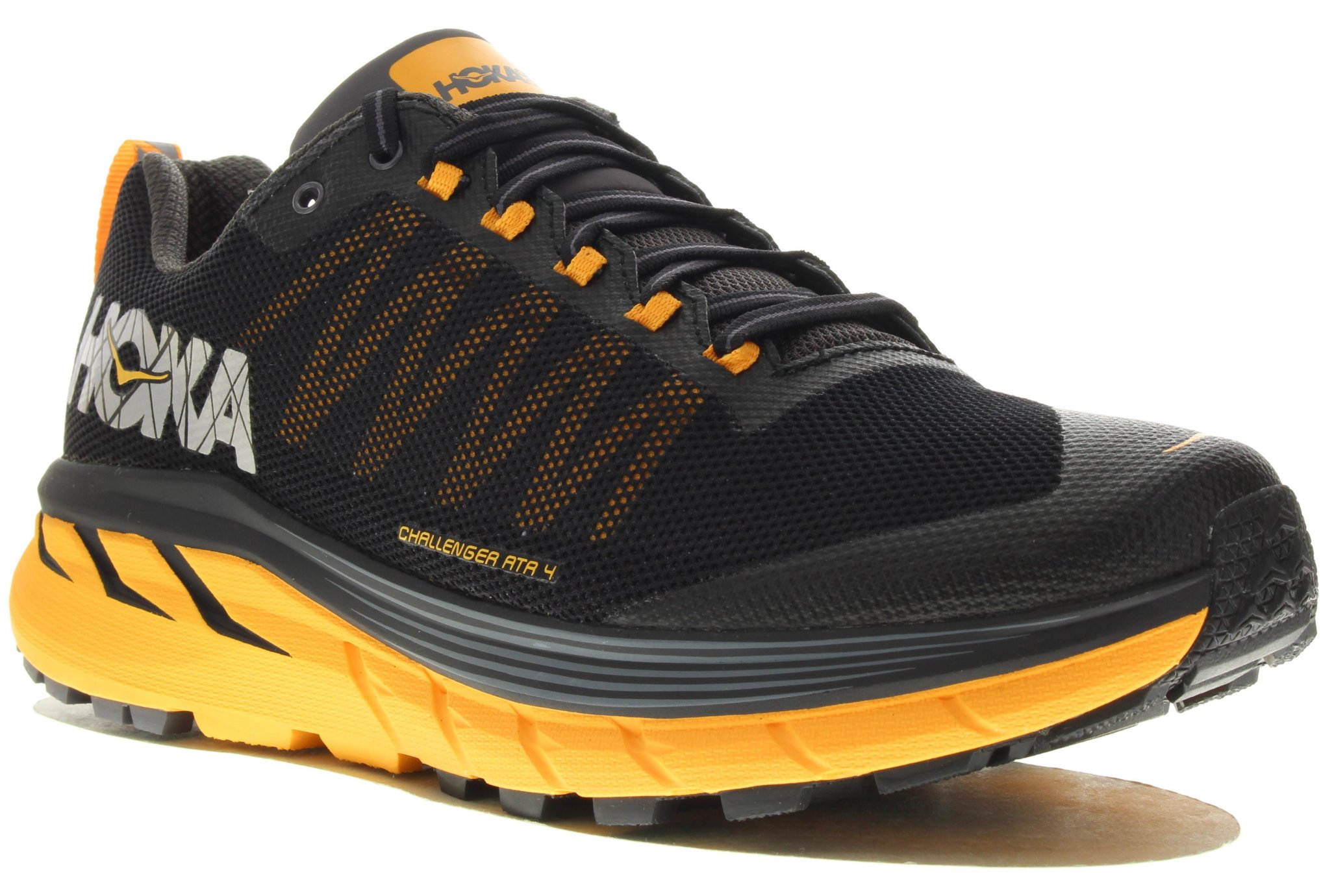 hoka challenger low tan