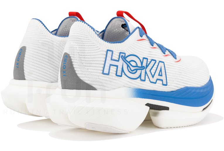Hoka One One Cielo X1