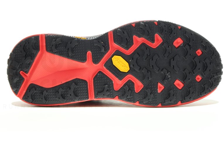 Hoka One One SpeedGoat 3