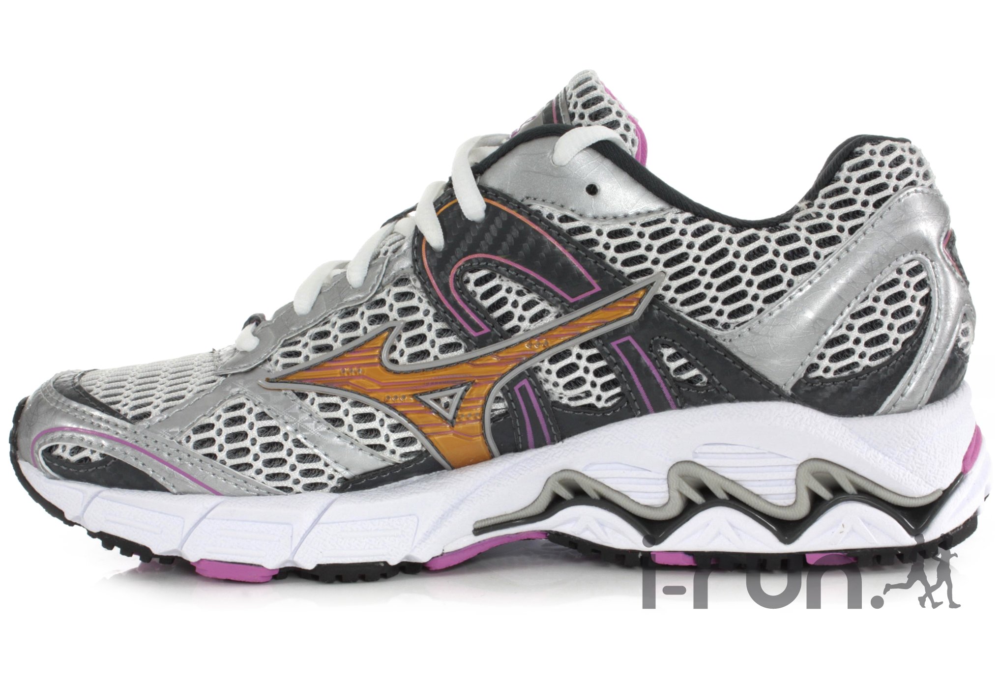 mizuno wave alchemy 9