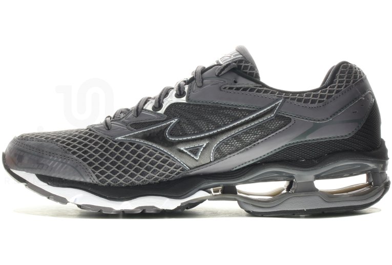 Mizuno Wave Creation 18