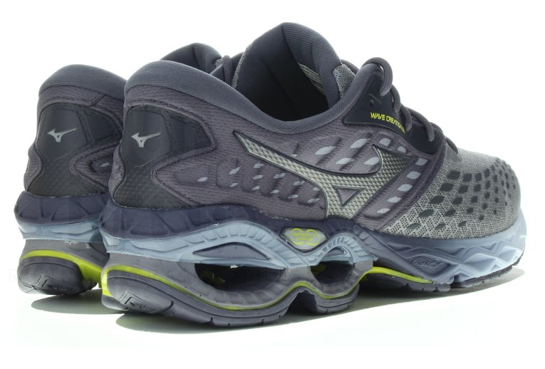 Mizuno Wave Creation 21
