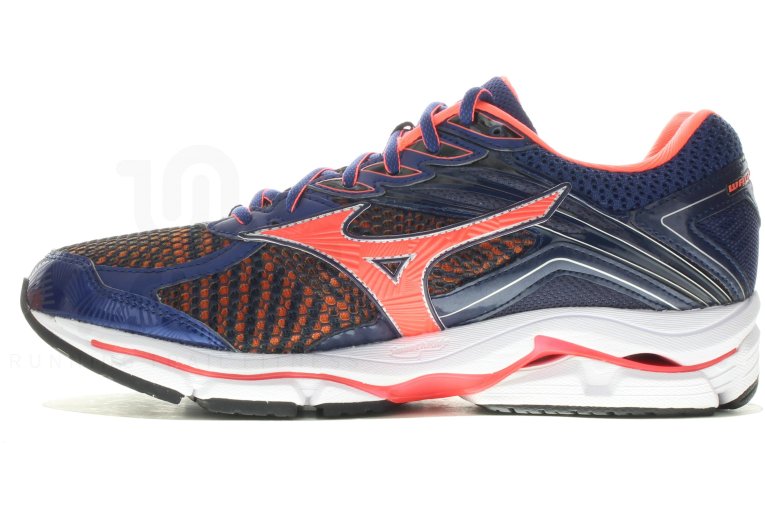 Mizuno Wave Enigma 6