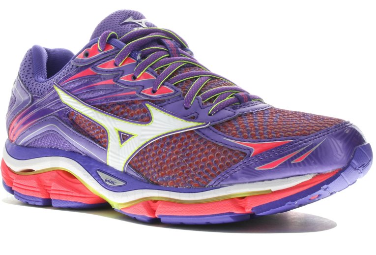 Mizuno Wave Enigma 6