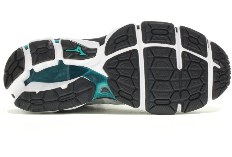 Mizuno Wave Horizon 3