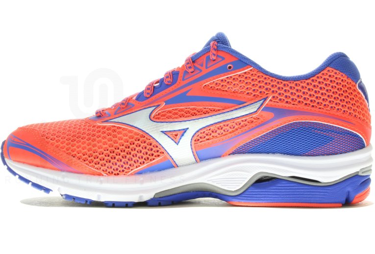 Mizuno Wave Legend 4