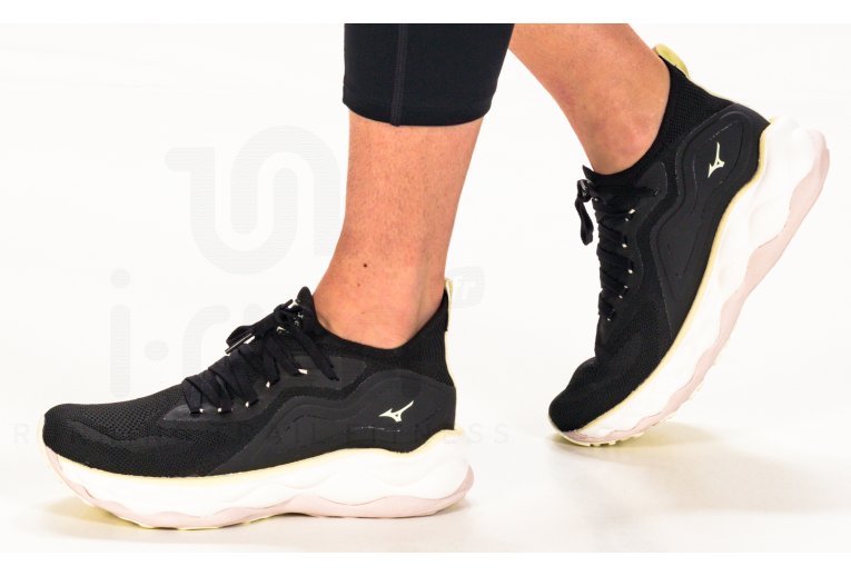 Mizuno Wave Neo Ultra