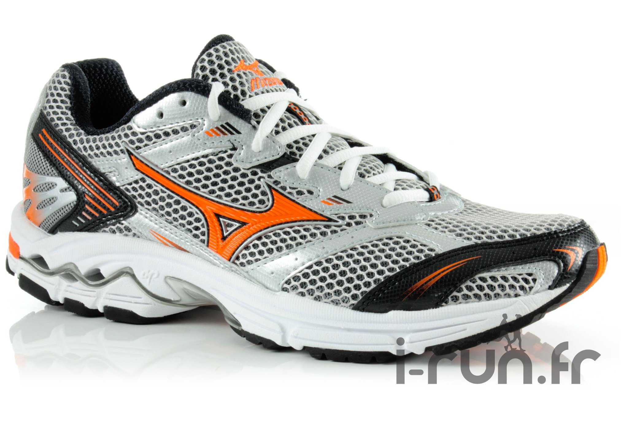 Mizuno on sale wave ovation