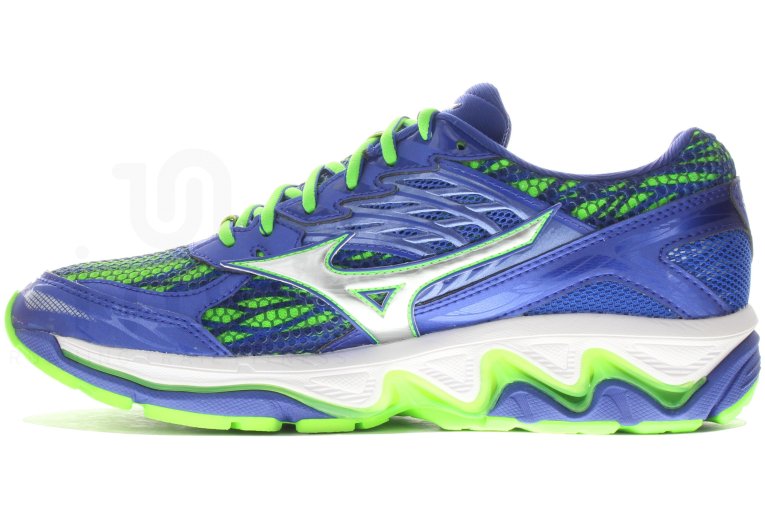 Mizuno Wave Paradox 3
