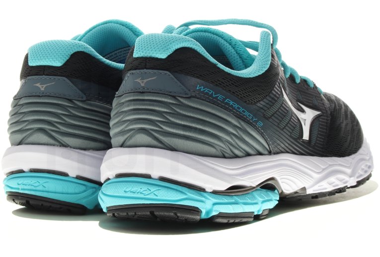 Mizuno Wave Prodigy 2