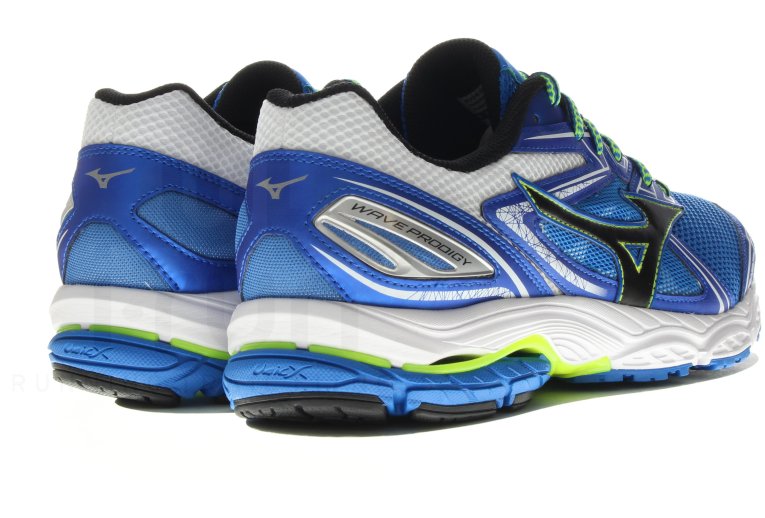 Mizuno Wave Prodigy