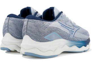 Mizuno Wave Serene