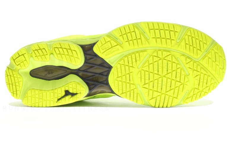 Mizuno Wave Shadow 3