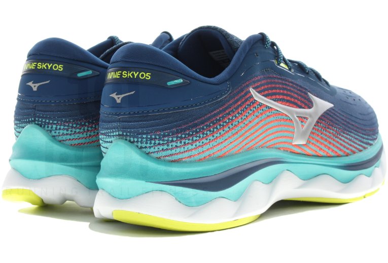 Mizuno Wave Sky 5