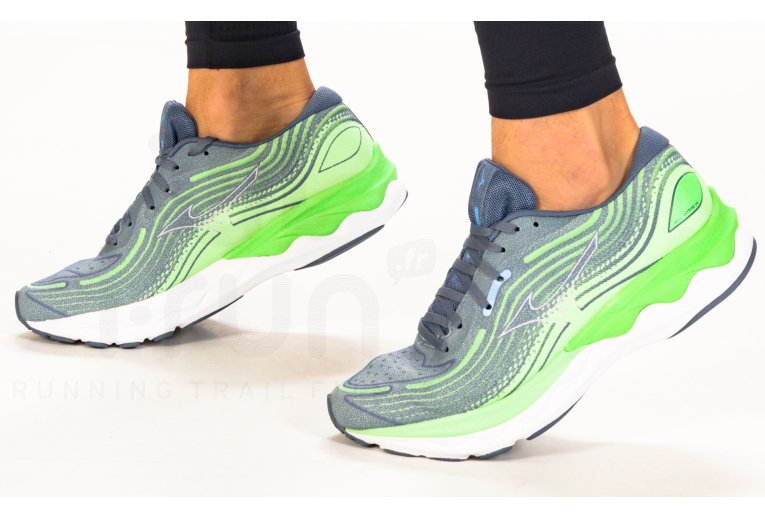 Mizuno Wave Skyrise 4