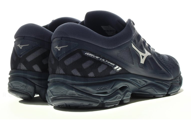 Mizuno Wave Ultima 11