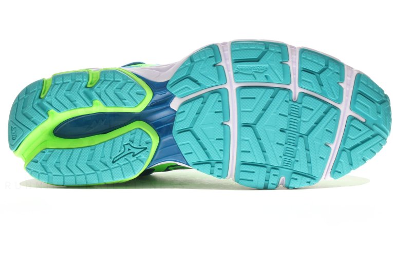 Mizuno Wave Ultima 11