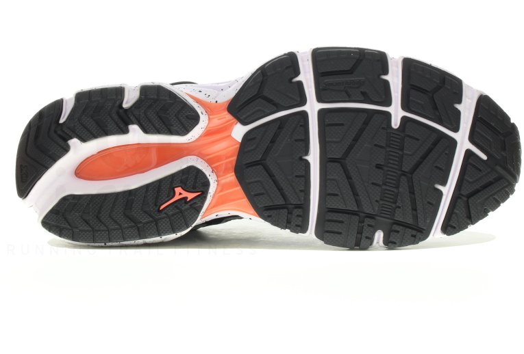 Mizuno Wave Ultima 11