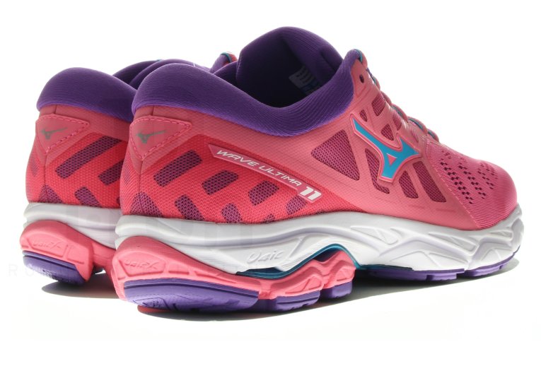 Mizuno Wave Ultima 11