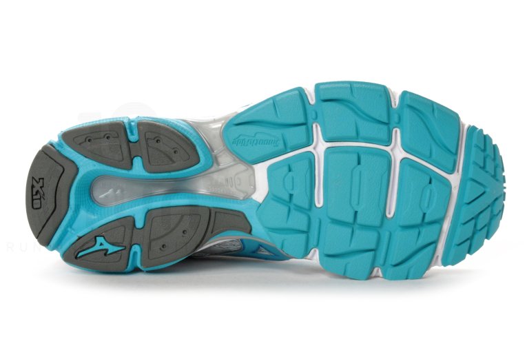 Mizuno Wave Ultima 7