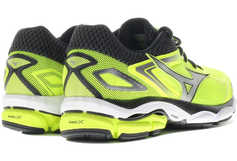 Mizuno Wave Ultima 8