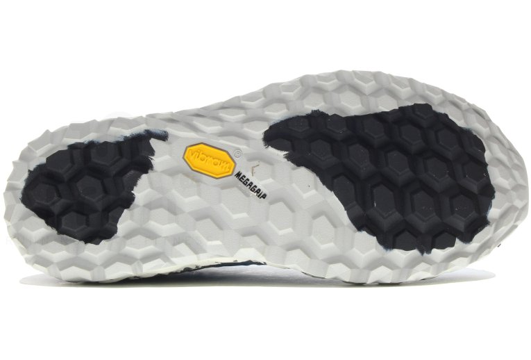 New Balance Fresh Foam Hierro V3