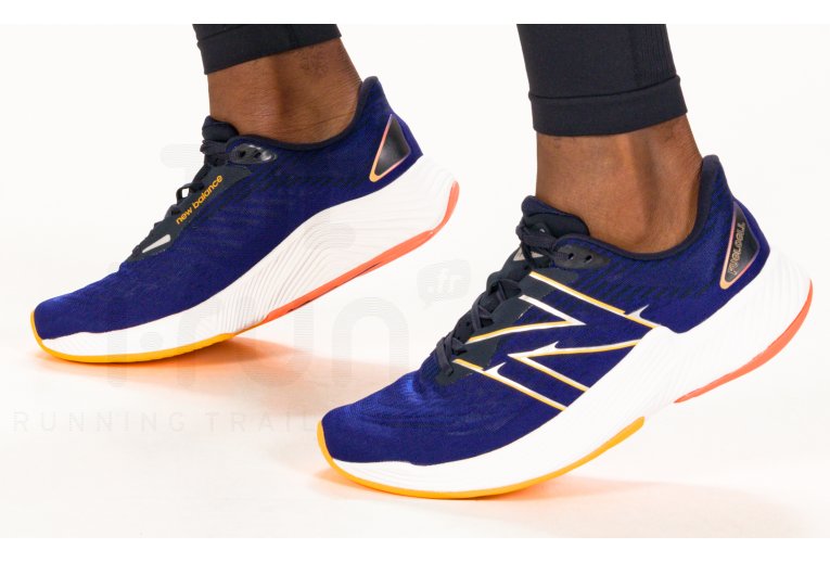 New Balance FuelCell Prism V2 M