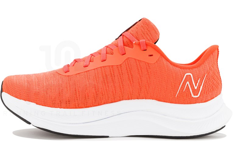 New Balance FuelCell Propel V4