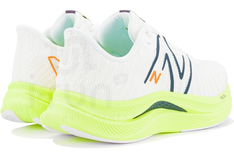 New Balance FuelCell Propel V4 Damen