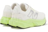 New Balance FuelCell Propel V5
