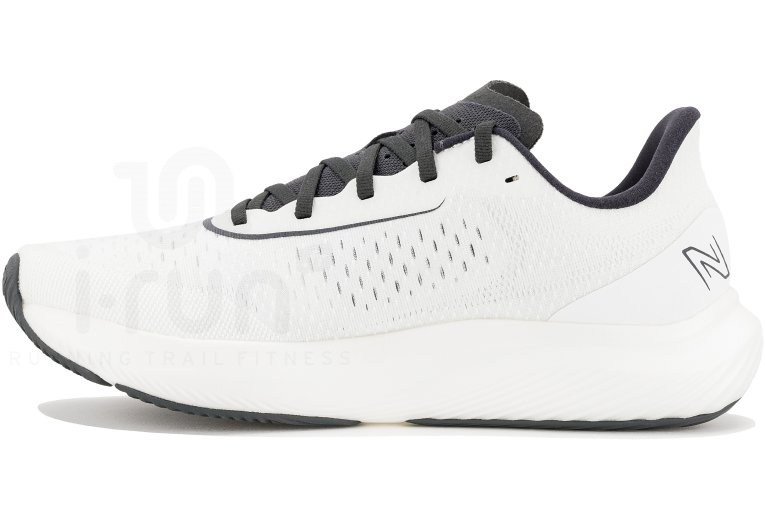 New Balance FuelCell Rebel V3 Herren