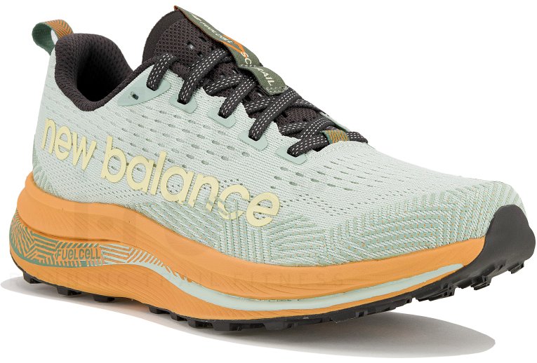 New Balance FuelCell SuperComp Trail